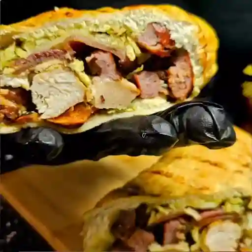 Perro Caliente 4 Carnes