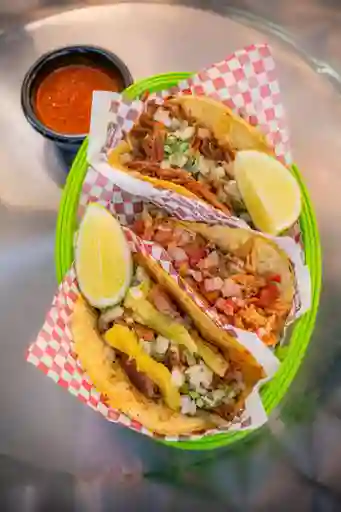 Trío de Tacos Mixtos Especiales
