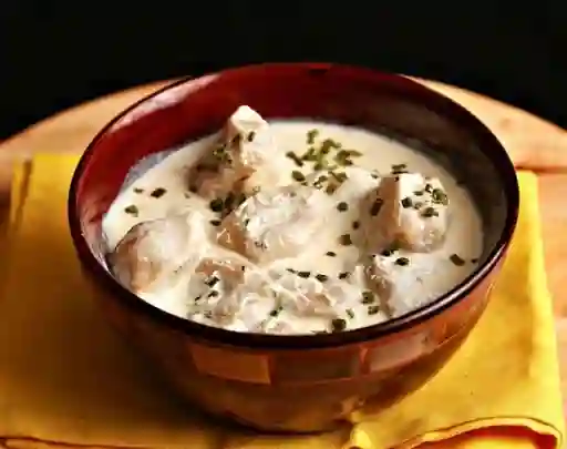 Sopa de Yogurt con Sombreros Rellenos