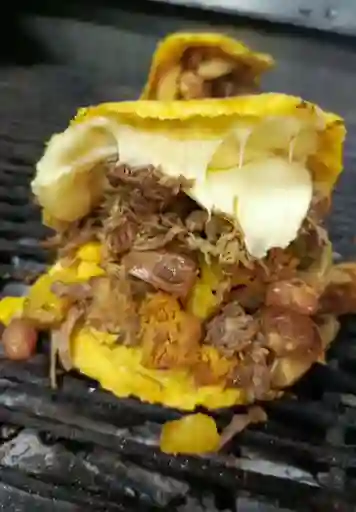Combo Arepa Montañera con Gaseosa