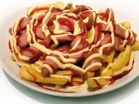 Salchipapa