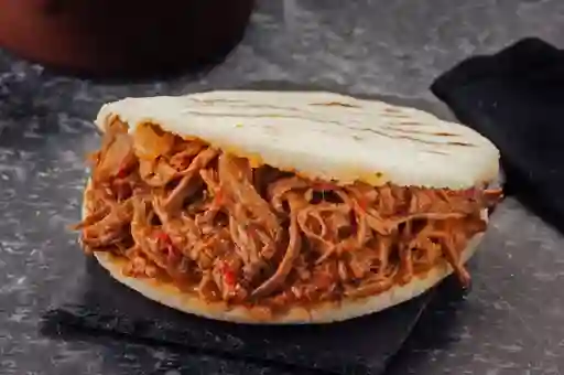 Arepa con Carne