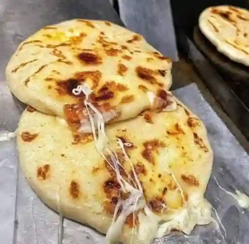 Arepa con Queso