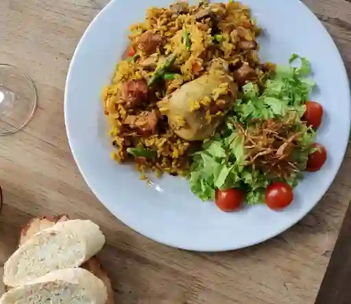 Paella de Carnes