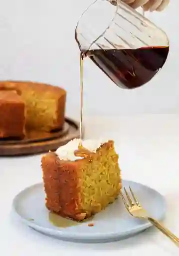 Porción Torta de Maíz y Mantequilla