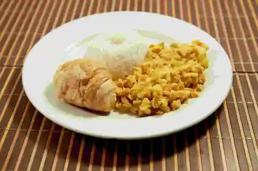 Pericos con Arroz