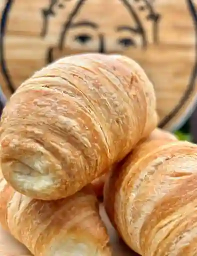 Croissant de Queso y Bocadillo