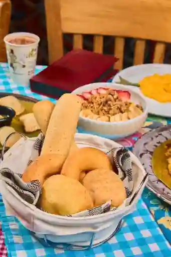 Canasta De Amasijos Del País