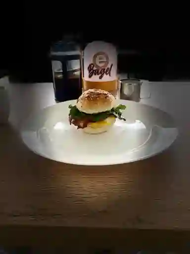 Bagel Huevos, Jamón y Queso