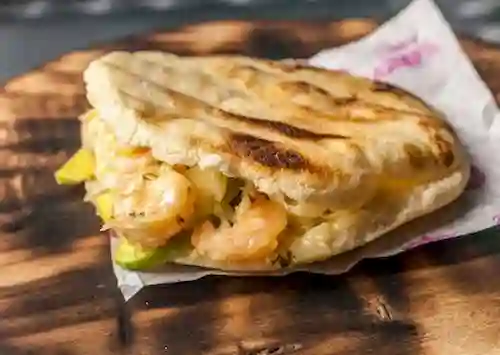 Arepa Camaron Al Ajillo