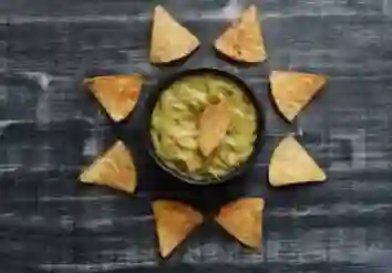 Nachos Guacamole Y Pico De Gallo