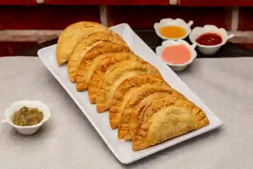 Combo 8 Empanadas