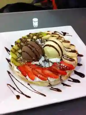 Oblea Crunch con Fruta y Helado