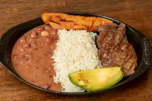 Bandeja con Carne Asada