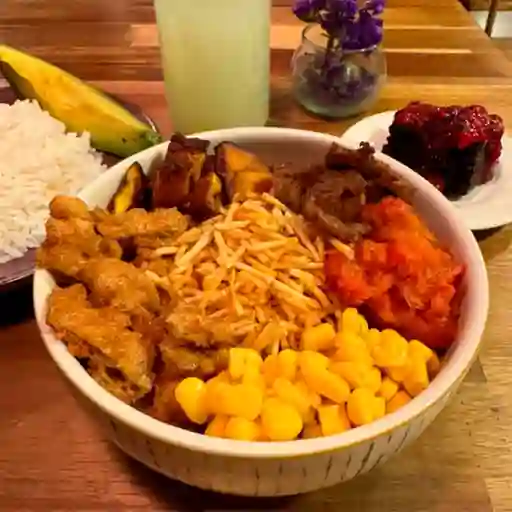 Cazuela de Frijoles