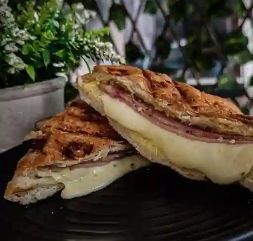 Jamón y Queso