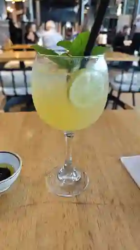 Limonada Natural 16 Oz