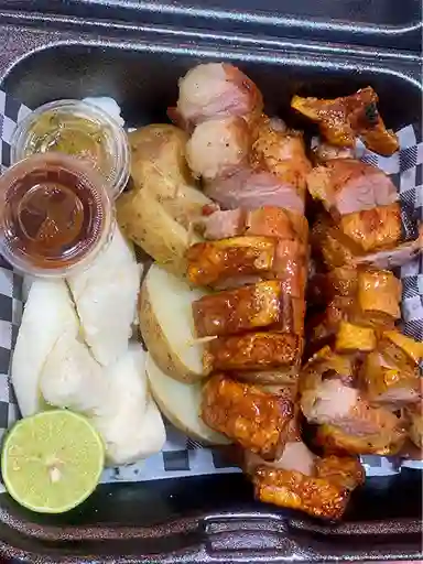 Chicharrones Al Barril