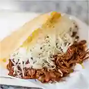 Arepa Carne Desmechada