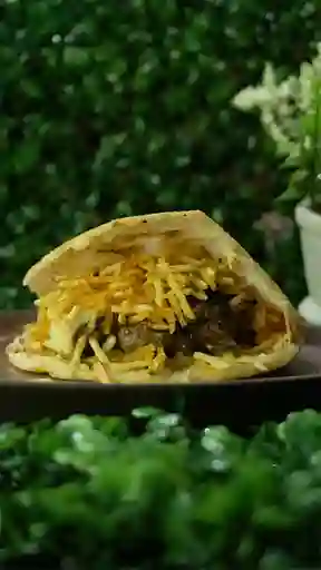 Arepa de Carne de Hamburguesa