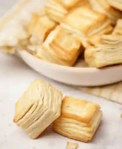 Pastelitos Hojaldrados de Sal