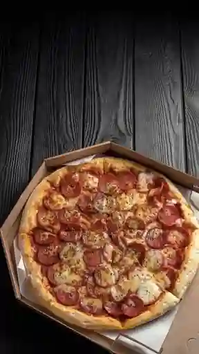 Pizza Suprema de Carnes