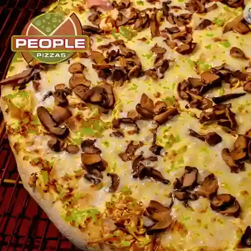 Pizza Estofada Pollo con Champiñones