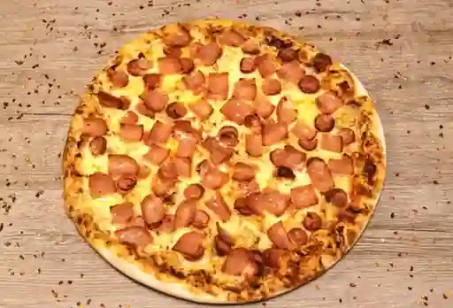 Pizza Estofada Tradicional de Carnes