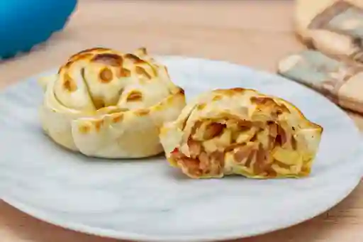 Empanada de Jamón y Queso
