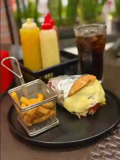 Combo Hamburguesa Res