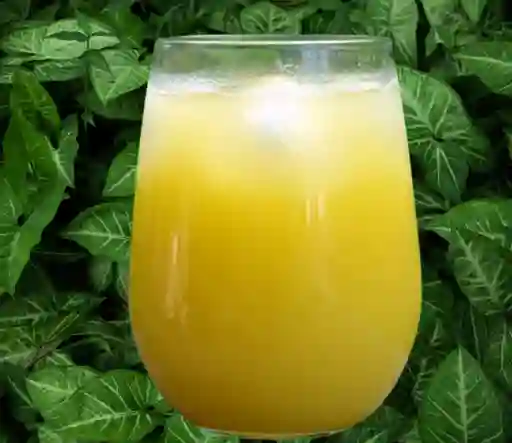 Piña con Espirulina 10 Oz