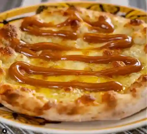 Pizza Tradicional Quesarequipe