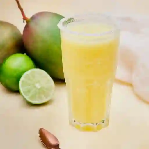 Limonada de Mango Biche 16 Oz