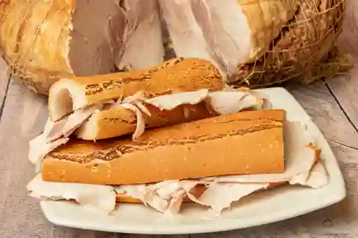 Combo Sándwich Pernil de Cerdo