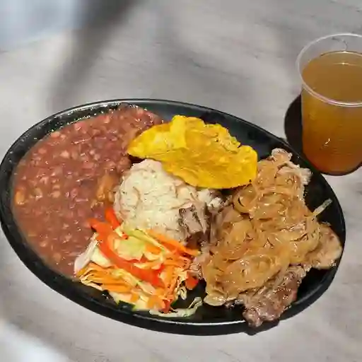 Bandeja Ejecutiva con Res Encebollada