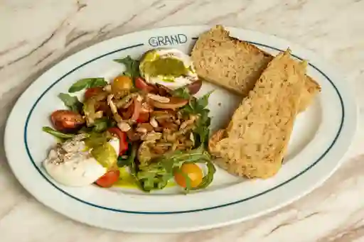 Burrata con Duraznos Asados