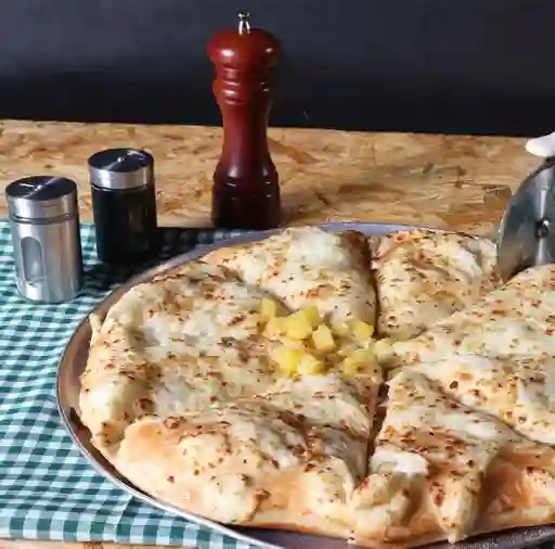 Pizza Súper Estofada Hawaiana