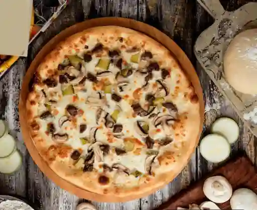 Pizza Pollo Champiñones B.b.q.