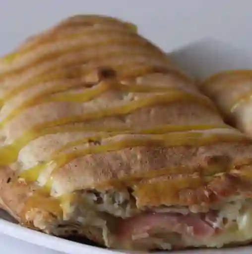Calzoni Hawaiano