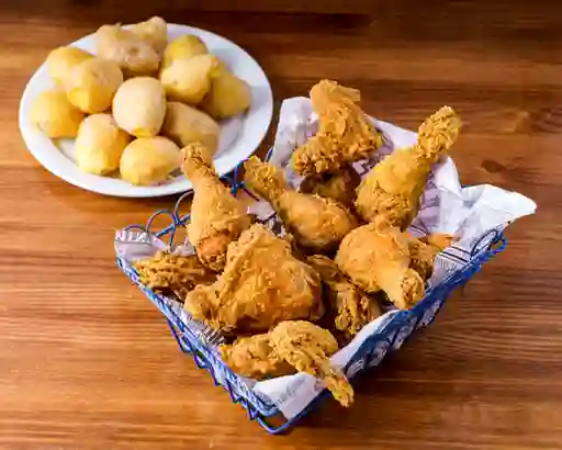 Pollo Broaster Entero con Papa Cocida