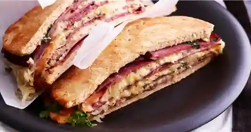 Sándwich Pollo