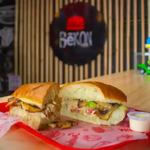 Sandwich de Pollo Champiñones