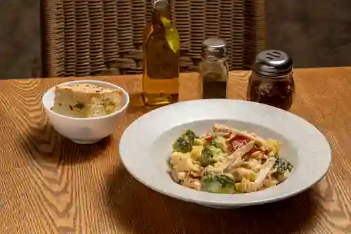 Fusilli de Pollo & Brócoli