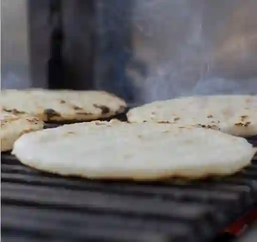 Arepa con Queso Costeño