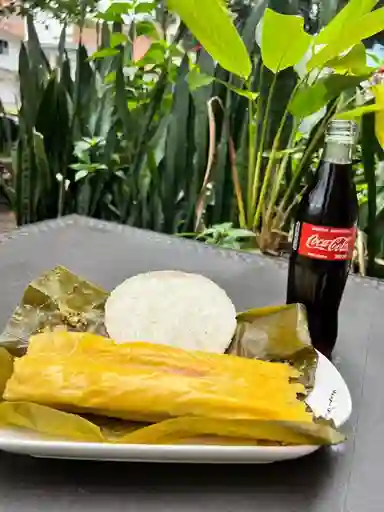 Combo Tamal Tocino, más Gaseosa