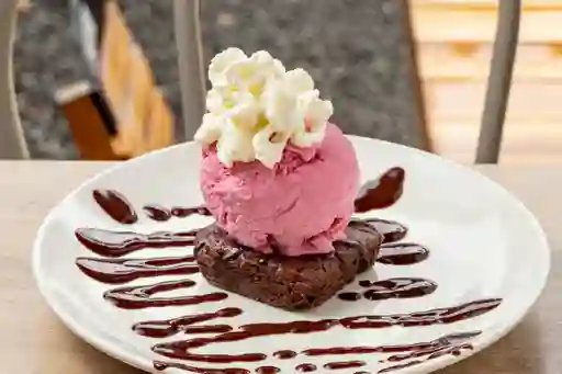 Brownie con Helado