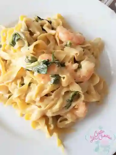 Fetuccini con Langostinos Stellina