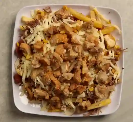 Salchipapa Berrionda (Doble)