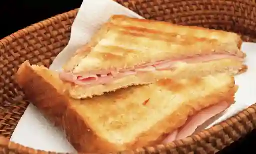Sandwich Sencillo