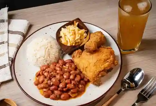 Almuerzo 1/4 de Pollo Bandeja